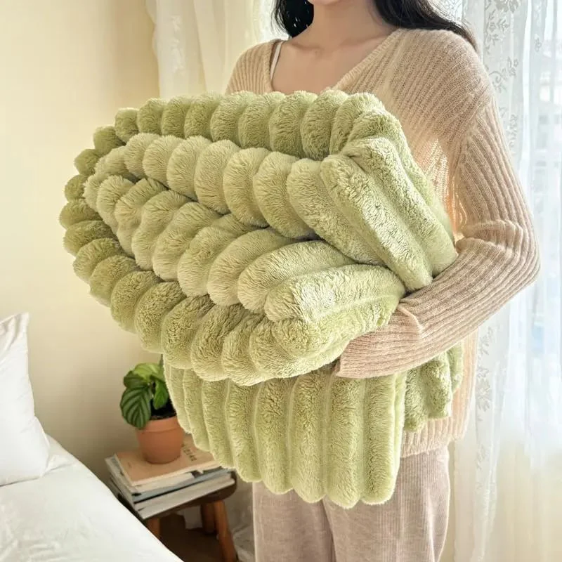 🛏️Thickened Rabbit Plush Velvet Cover Blanket🍂Wrap up in Ultimate Comfort - Image 7