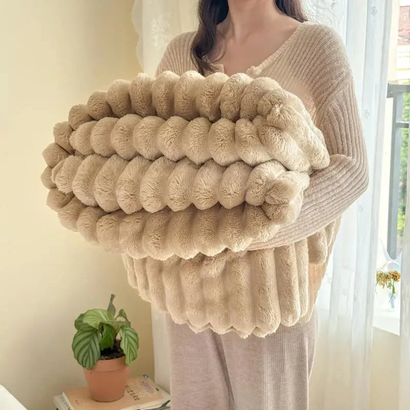 🛏️Thickened Rabbit Plush Velvet Cover Blanket🍂Wrap up in Ultimate Comfort - Image 8