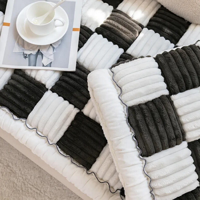 Cream-coloured Large Plaid Square Pet Carpet Bed Sofa Cover - Image 10
