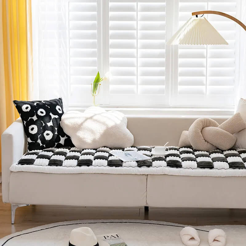 Cream-coloured Large Plaid Square Pet Carpet Bed Sofa Cover - Image 4