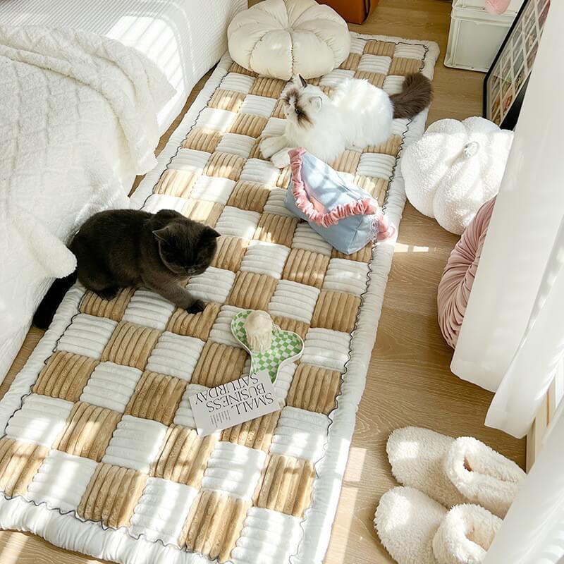 Cream-coloured Large Plaid Square Pet Carpet Bed Sofa Cover - Image 9