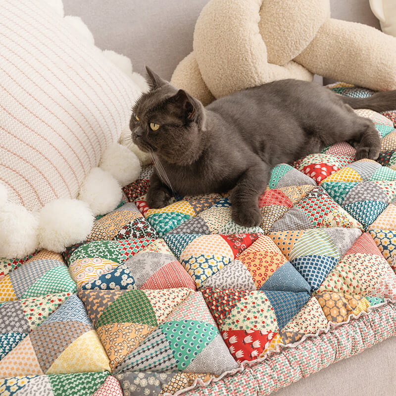 Garden Chic Cotton Protective Couch Cover - Image 7
