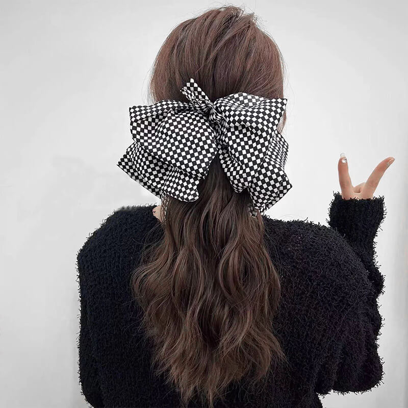 Women's long curly ponytail wig - Image 3