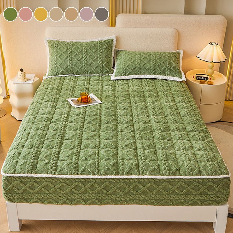 🛏️ 40% OFF! 🎁 WARM FITTED BED SHEET - Brushed Flannel & Deep Pocket (Up to 40cm), Non-Slip Corners for All-Season Comfort❄️🛌 - Image 3