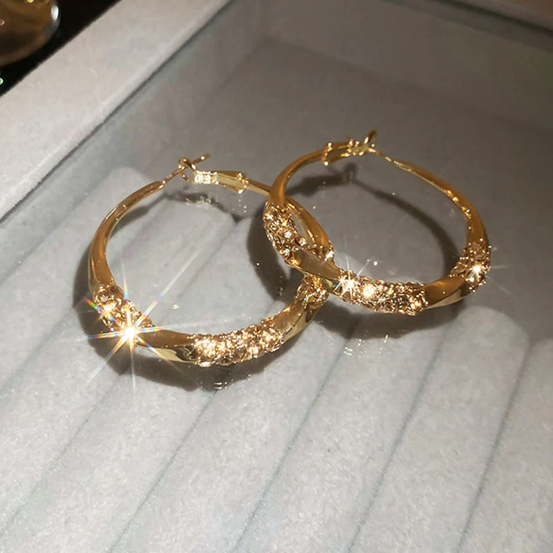 Luxury Twisted Rhinestone Earrings – Elegant, Sparkling & Timeless - Image 8
